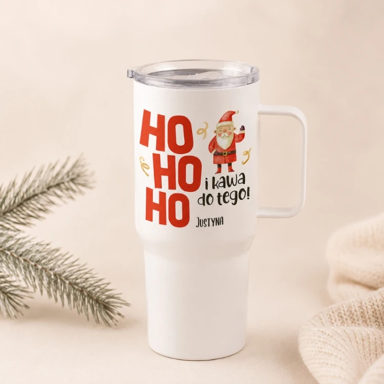 Personalizowany kubek termiczny z nadrukiem świątecznym i imieniem to praktyczny prezent pod choinkę dla bliskich.