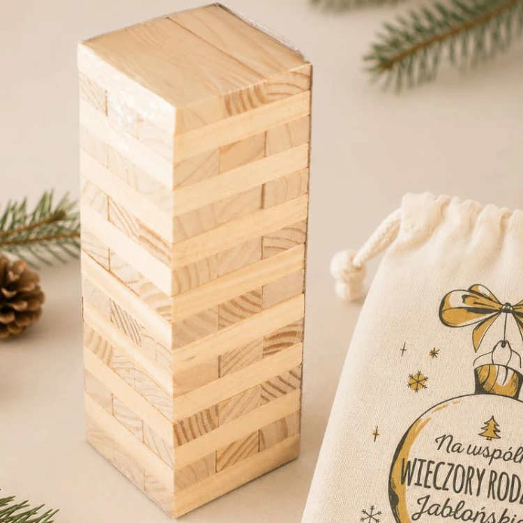 Drewniana gra Jenga w personalizowanym woreczku to wyjątkowy prezent dla rodziny na Święta.
