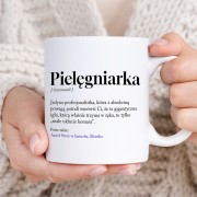 Kubek z definicją pielęgniarki jako świąteczny prezent z imieniem.