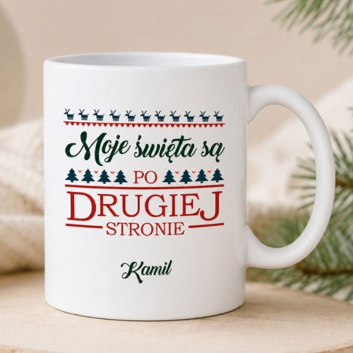 Kubek na Święta dla fana Stranger Things ma personalizowane imię.