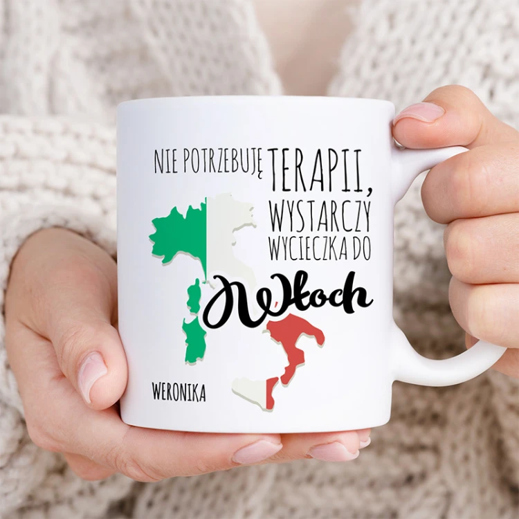 Kubek z mapą Włoch w kolorach włoskiej flagi sprawdzi się jako prezent pod choinkę dla podróżnika.