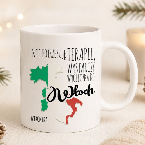 Personalizowany kubek dla miłośnika Włoch z mapą Italii to ciekawy pomysł na prezent na Święta.