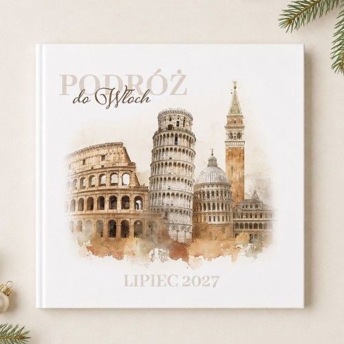 Pamiętnik podróżnika do Włoch z personalizowaną datą to wyjątkowy prezent na Święta dla miłośnika Italii.