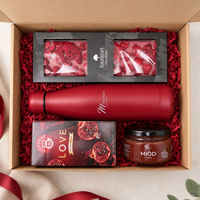 Burgundowy zestaw prezentowy dla kobiety jako elegancki Christmas Eve Box