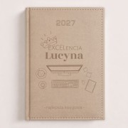 Personalizowany kalendarz dla księgowej z grafiką biurową to przydatny prezent na Boże Narodzenie.