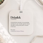 Ładowarka indukcyjna z zabawną definicją Dziadka i imieniem to oryginalny prezent dla dziadka pod choinkę.