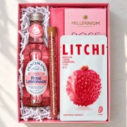 Zawartość różowego boxa prezentowego Pink Beauty.