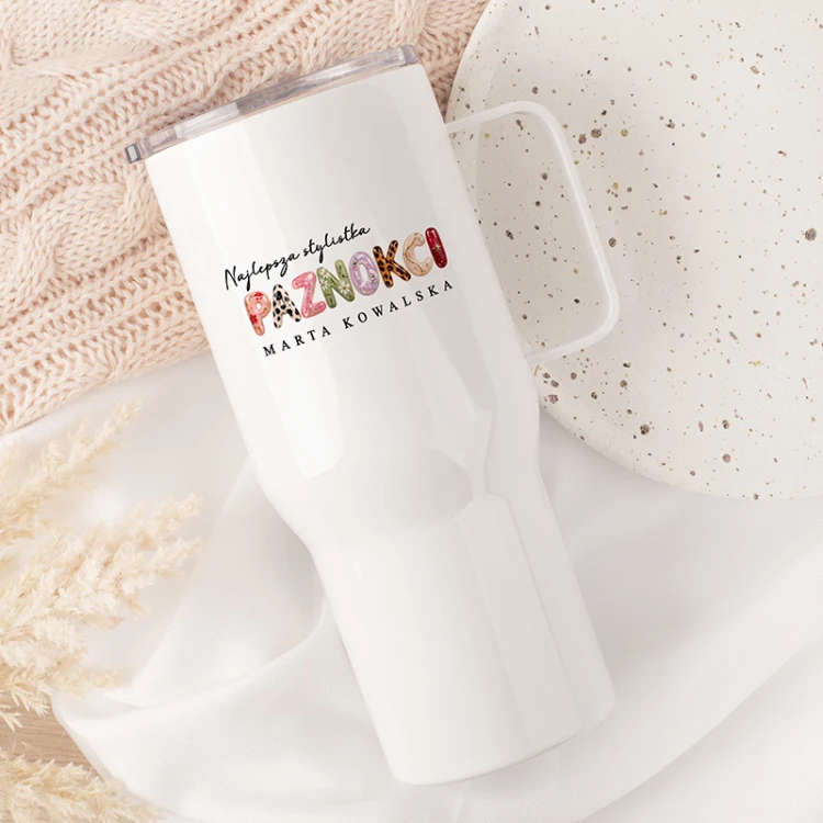 Imienny kubek termiczny dla stylistki paznokci z kolorowym napisem Najlepsza stylistka PAZNOKCI, prezent dla manicurzystki.