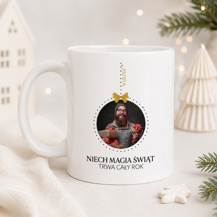 Świąteczny kubek ze zdjęciem jako personalizowany prezent